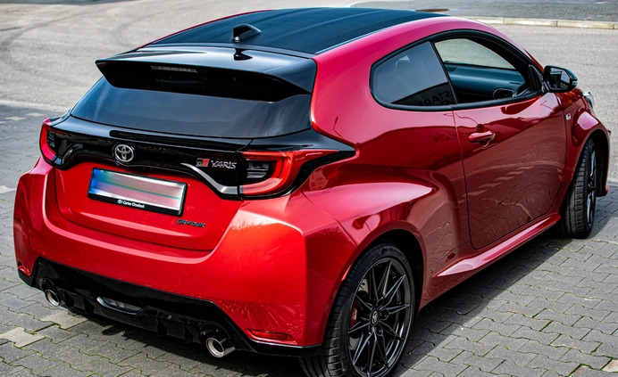 Toyota Yaris cena 175000 przebieg: 1600, rok produkcji 2022 z Gdańsk małe 277
